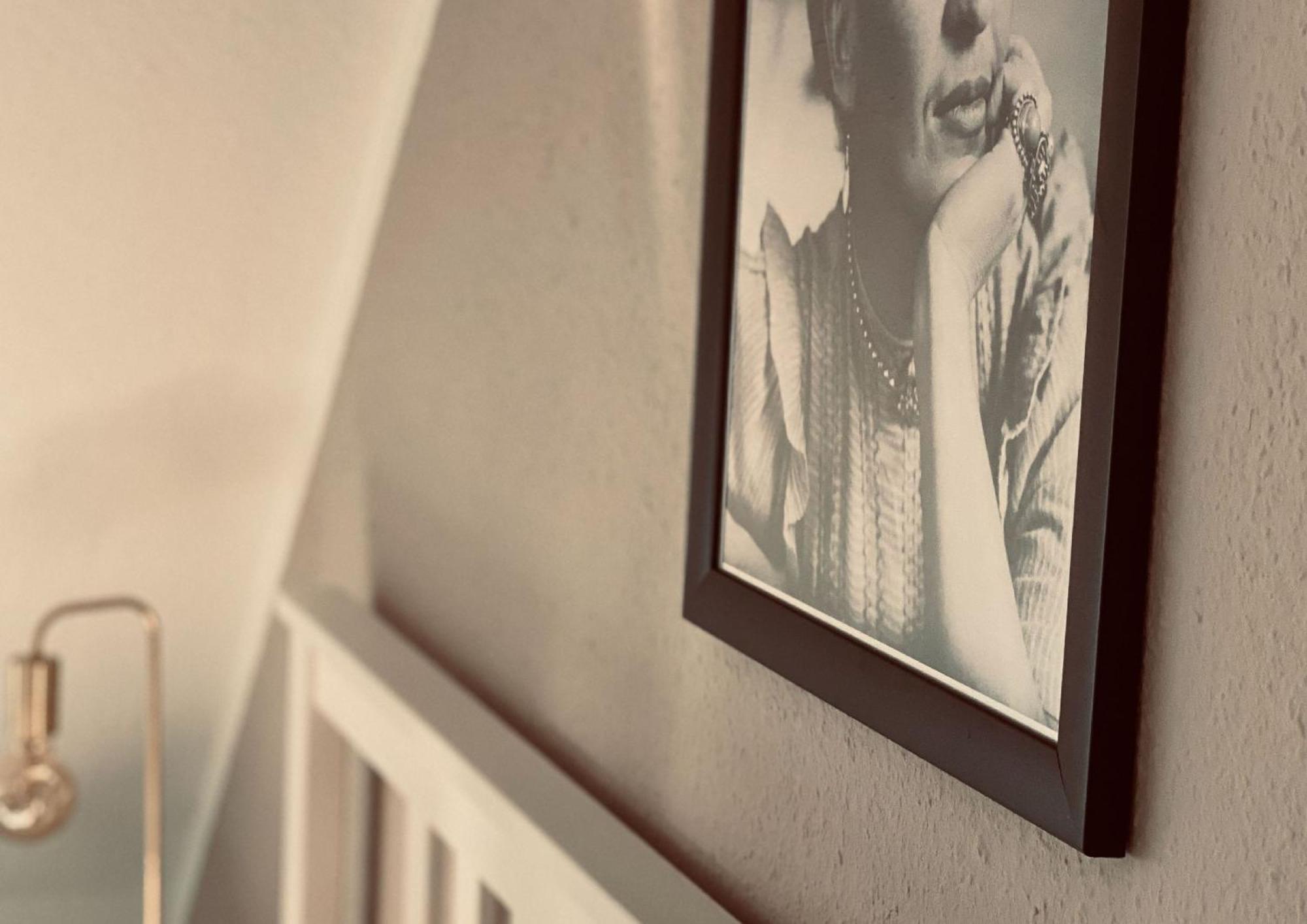 Heart Ferienwohnungen Frida I Kahlo Vogtsburg Bagian luar foto
